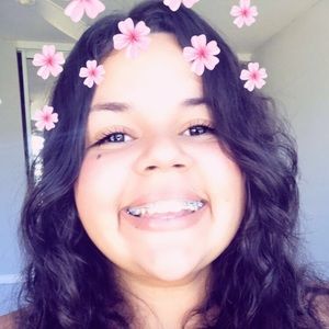 Meet your Posher, Cristina